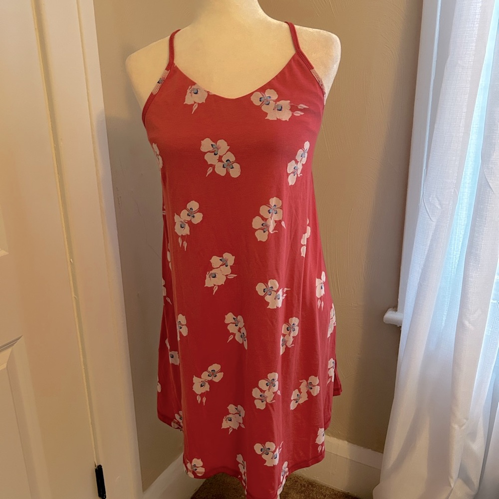 Patagonia Magnolia spring dress. Blush pink, floral… Knit with built-in bra.